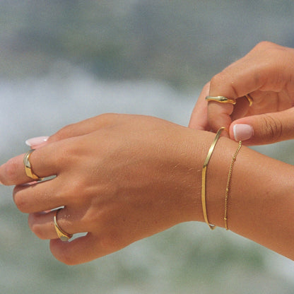 Dune Ring - gold-bold-ring