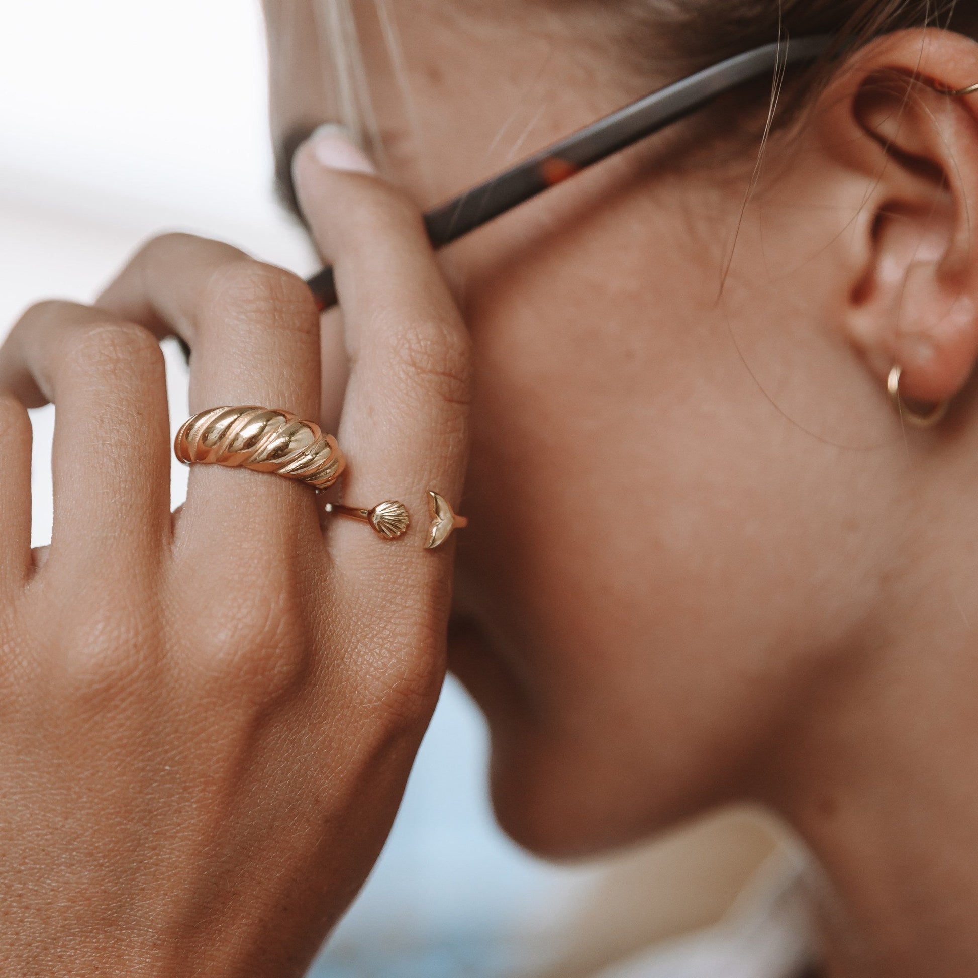 Island Ring gold on hand