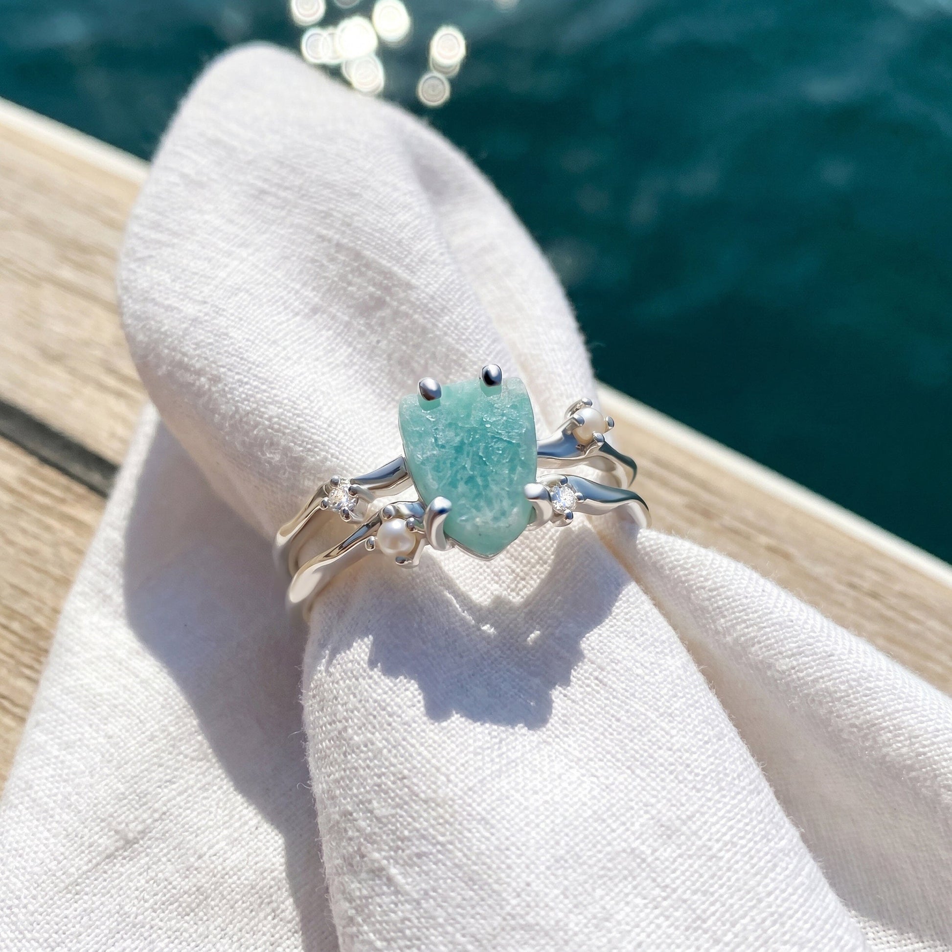 Amazonite Ring Flow - silver stone detail