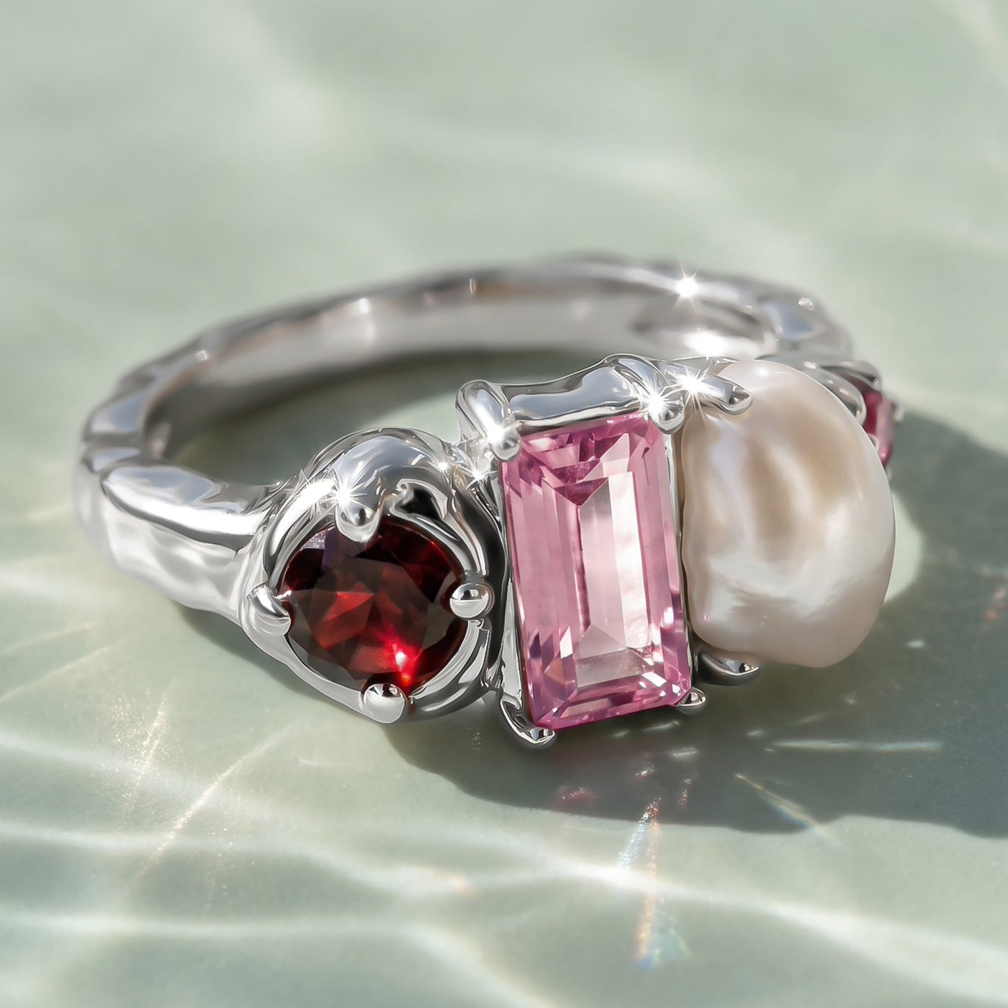 Treasure ring silver styled 2
