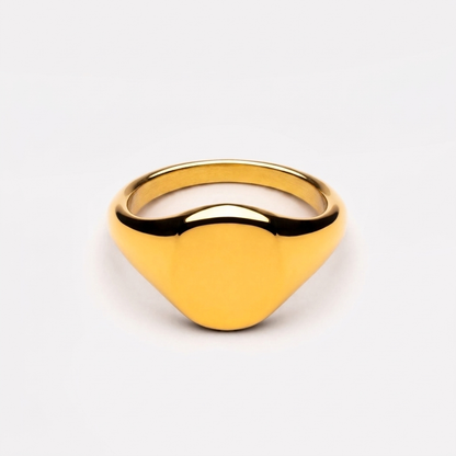 Oval Signet Ring - signet-ring