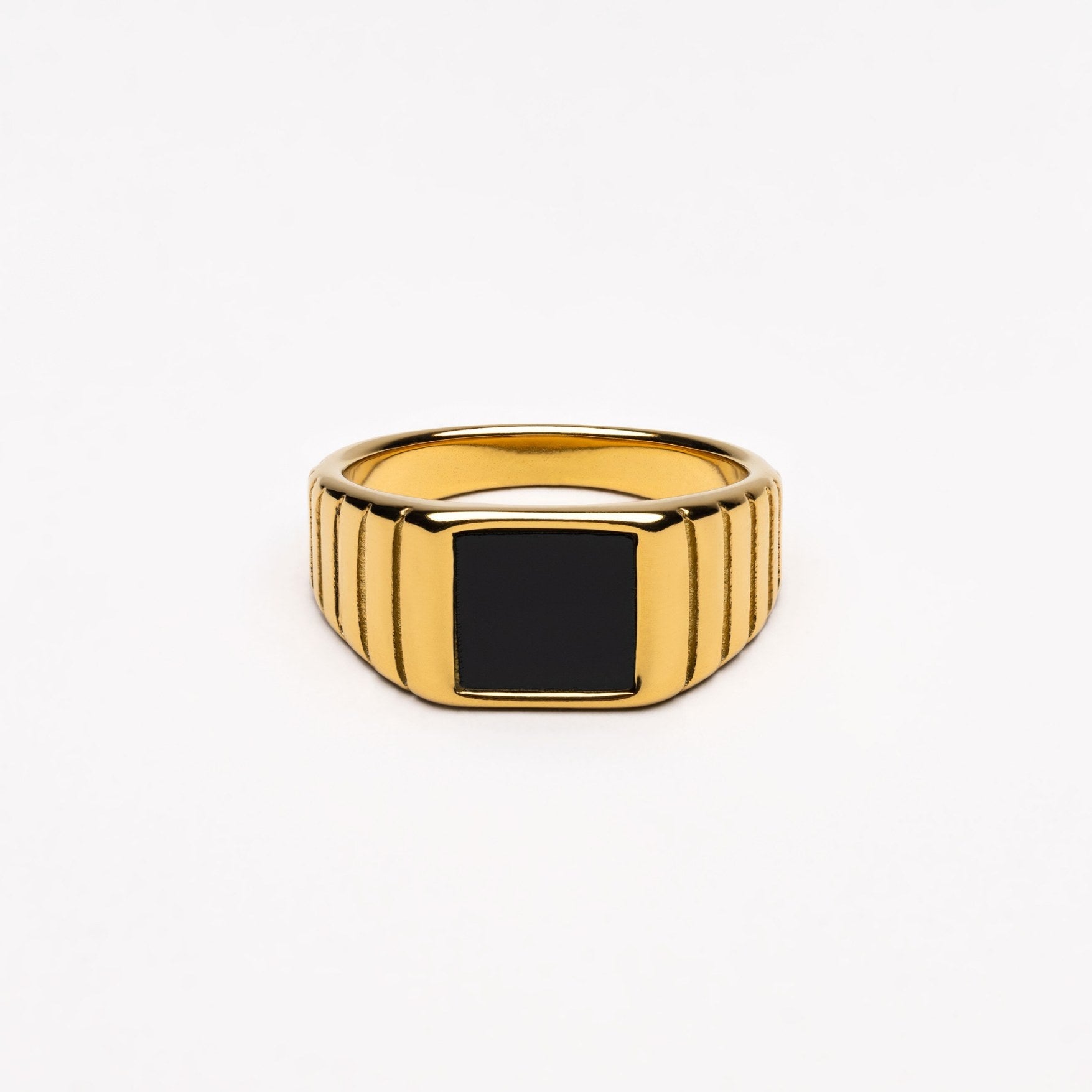 Kaya Onyx Ring gold signet