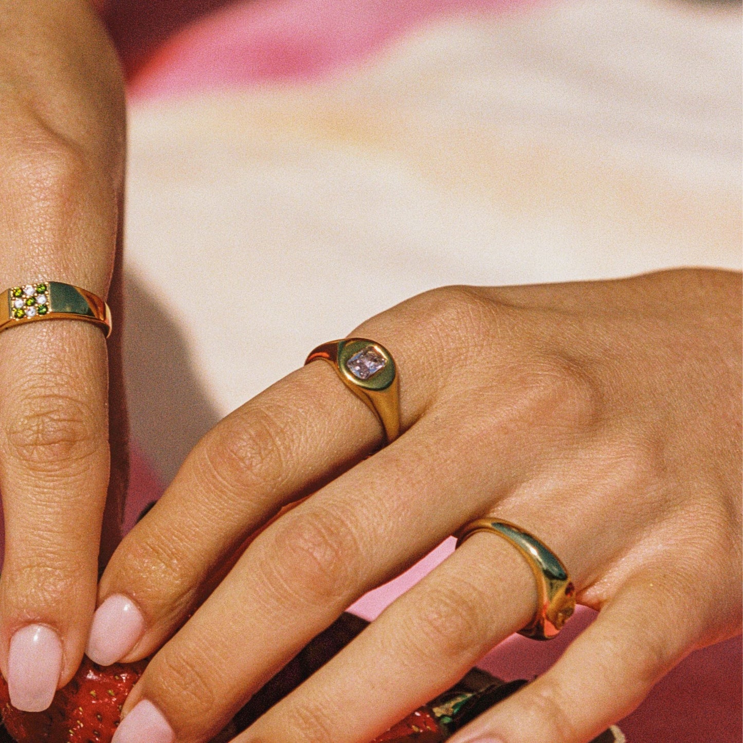 Rosé Ring - lifestyle