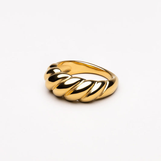 Croissant Ring - gold croissant