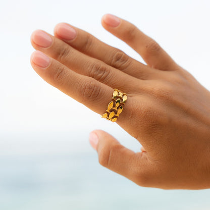 Fish Ring - sea-life-gold-rings