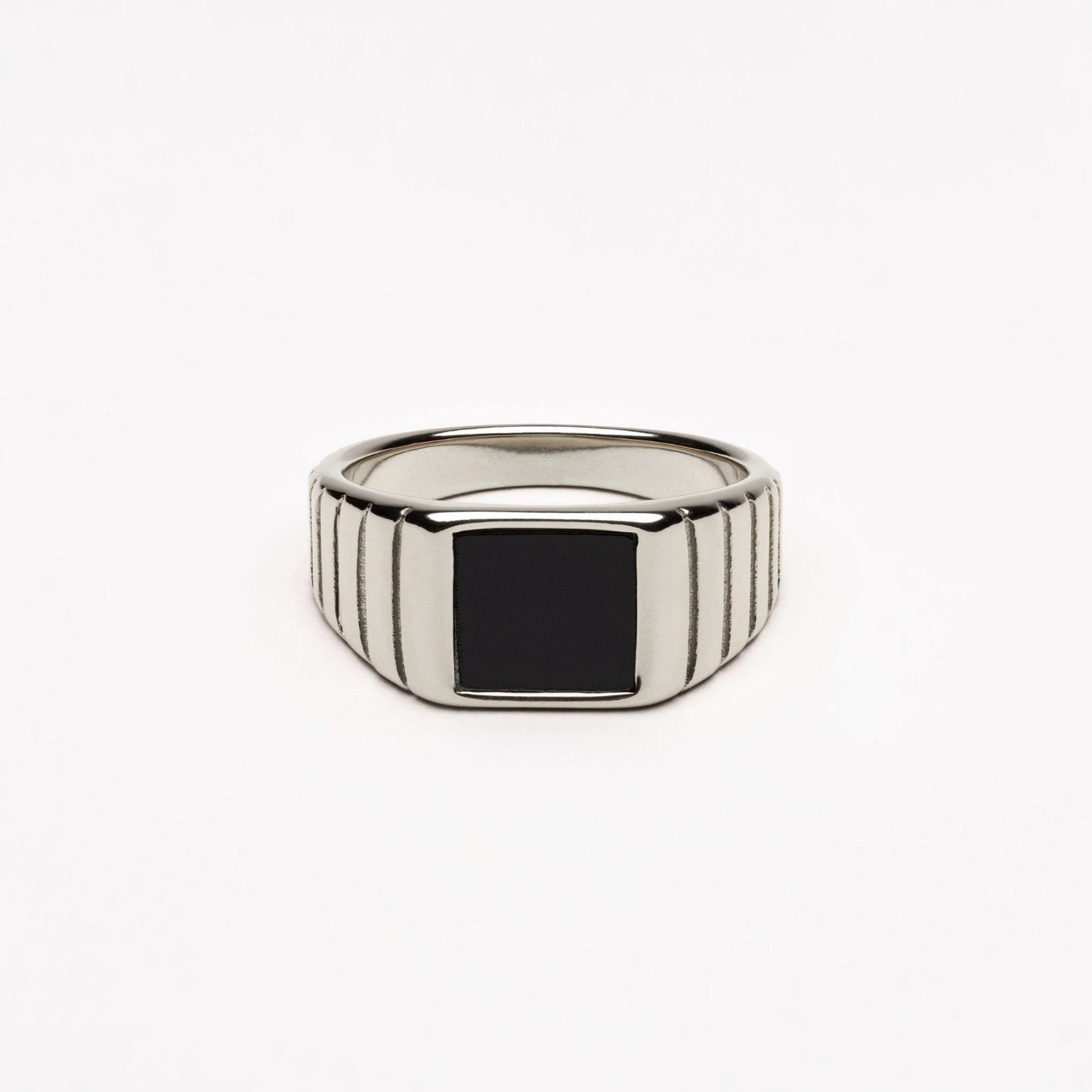 Kaya Onyx Ring silver signet