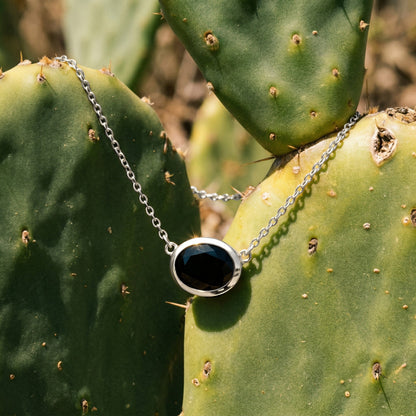 Black Obsidian Necklace - Skin-Touch - white rhodium lifestyle 2