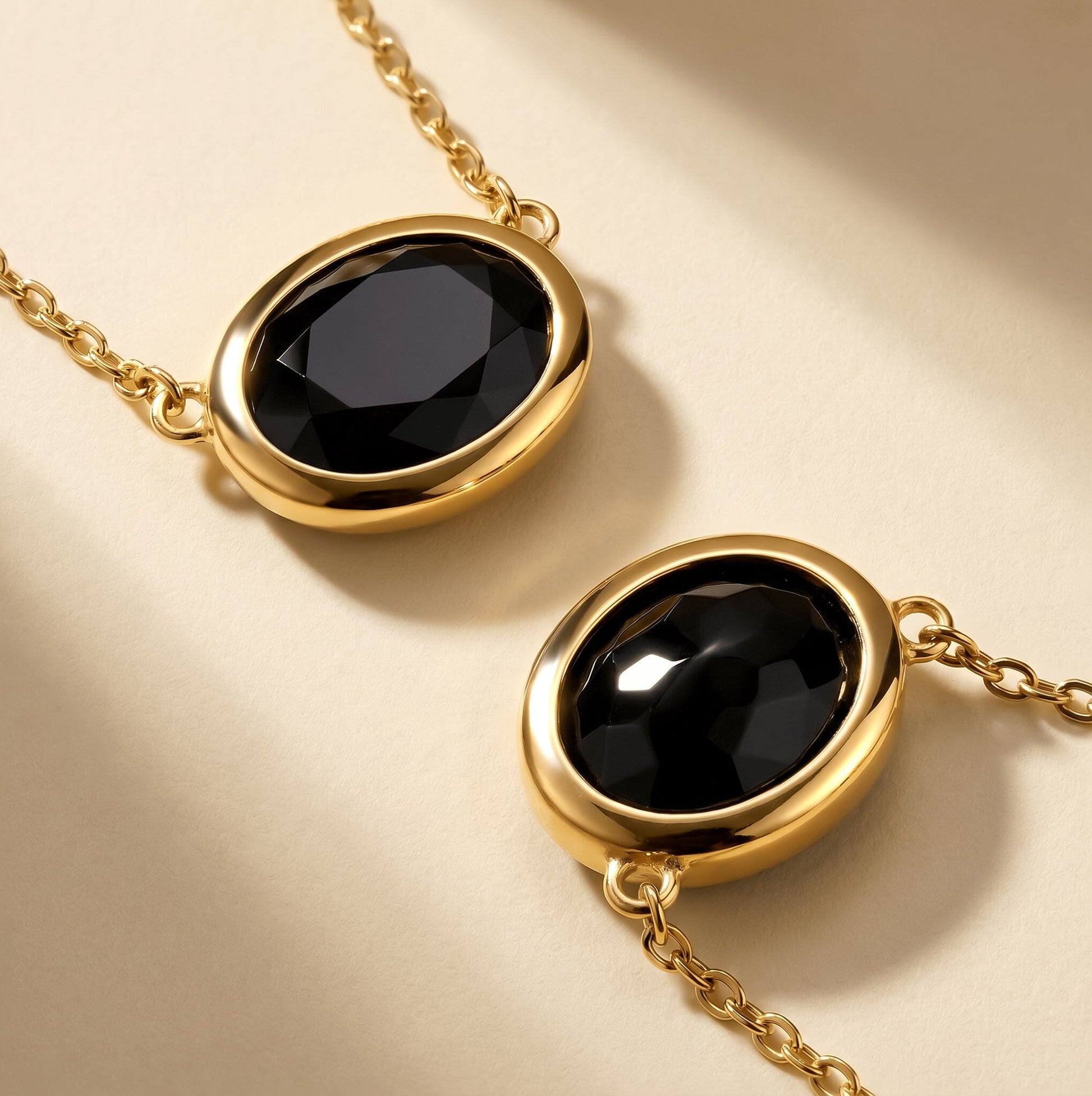 Black Obsidian Necklace - Skin-Touch - yellow gold detail