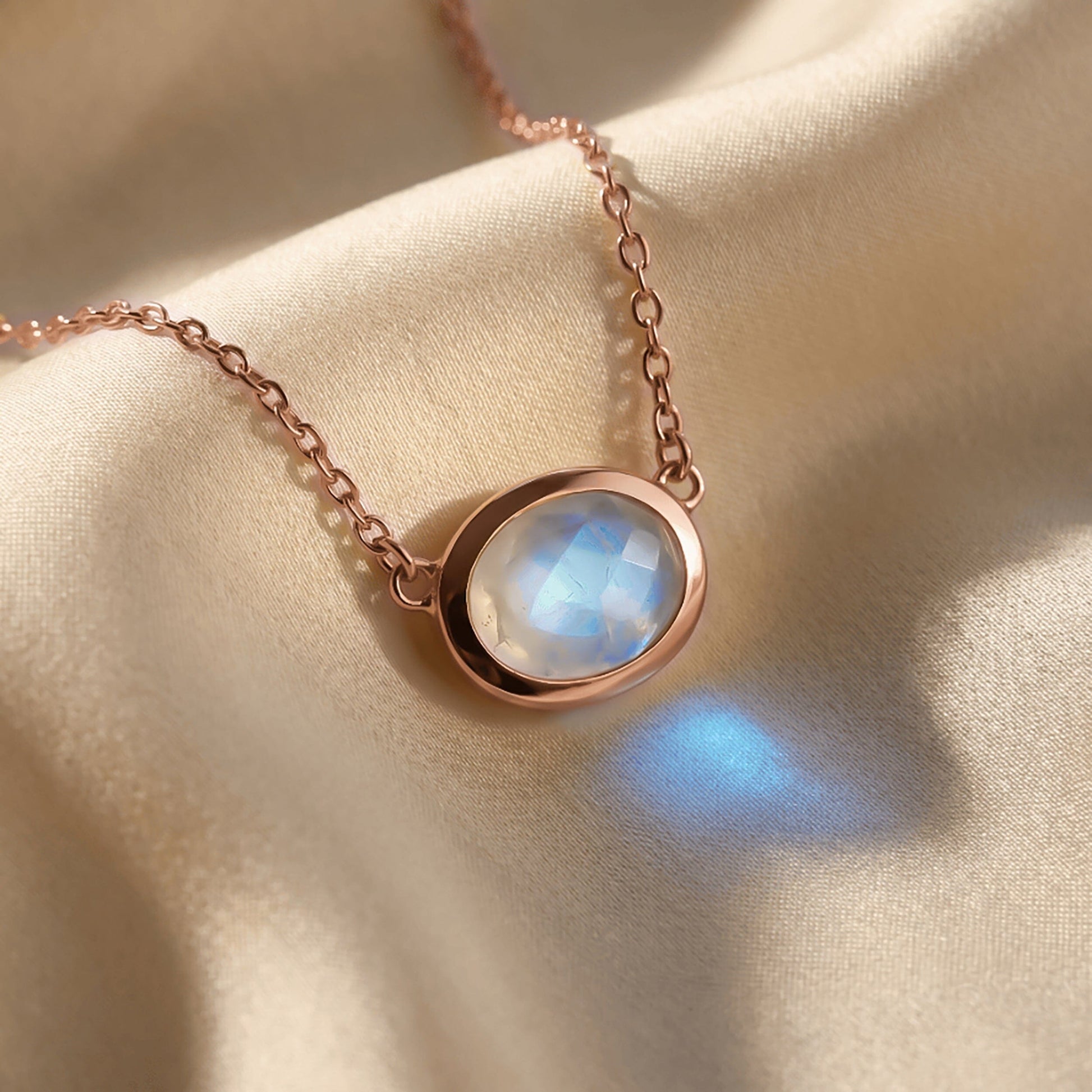 Moonstone Necklace - Skin-Touch - closeup RG