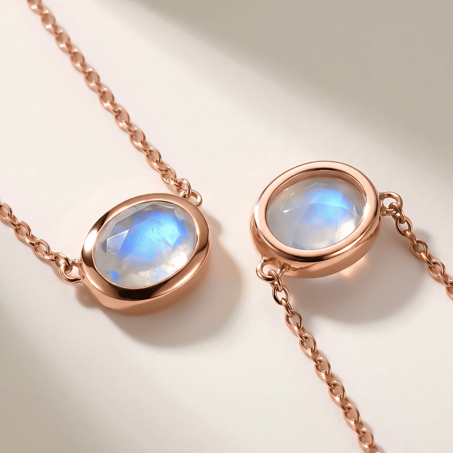 Moonstone Necklace - Skin-Touch - flat lay RG