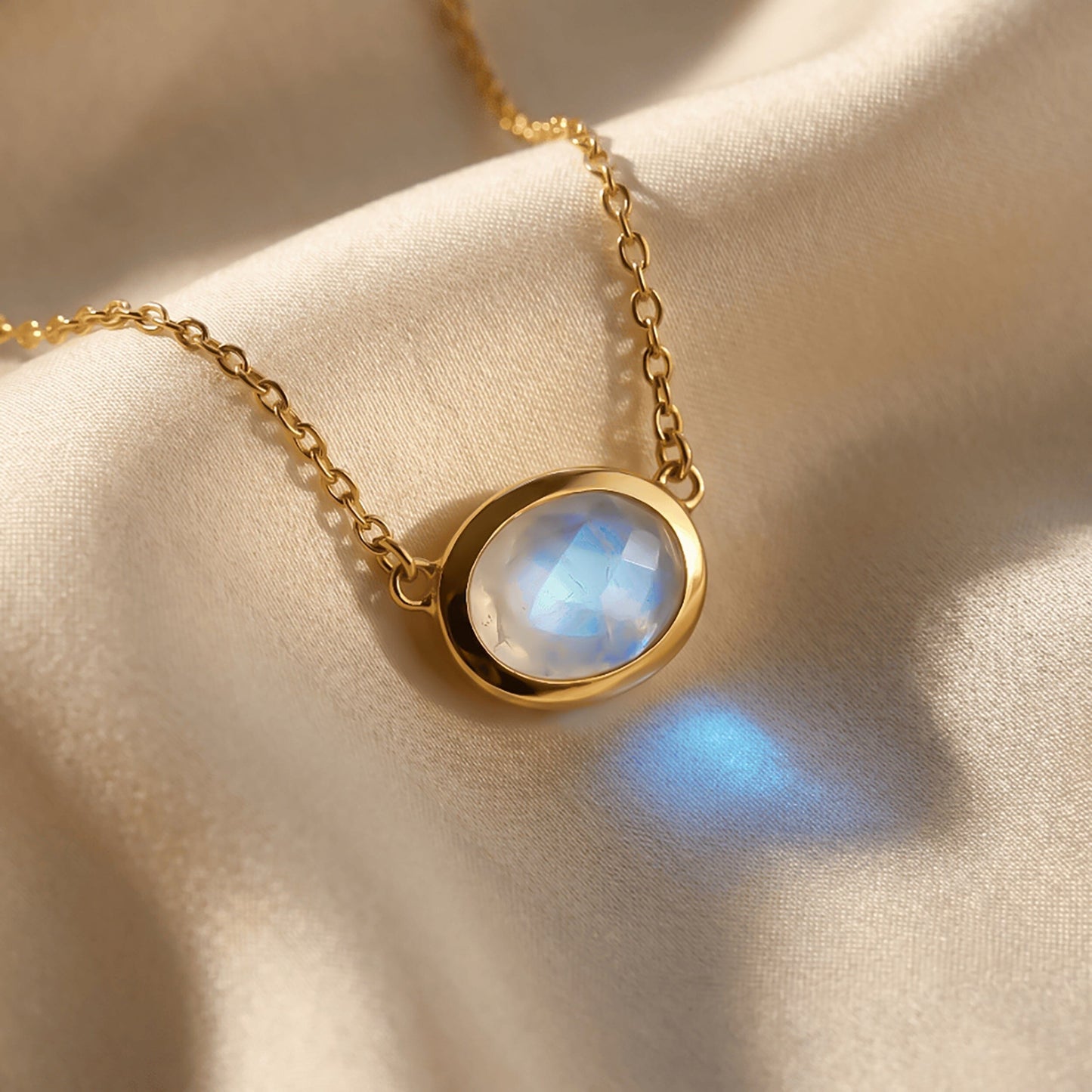 Moonstone Necklace - Skin-Touch - closeup 2 YG