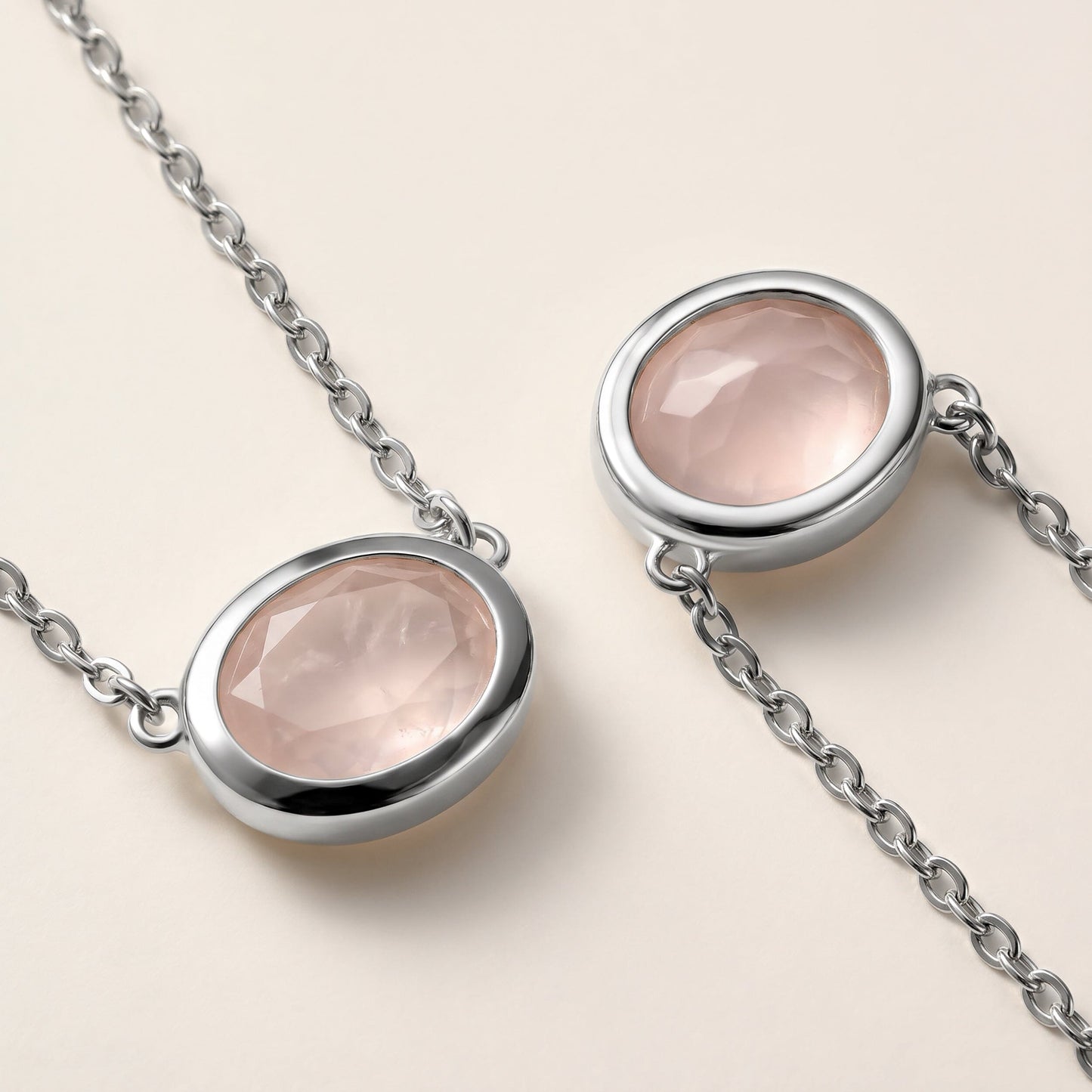 Rose Quartz Necklace - Skin-Touch, silver detail