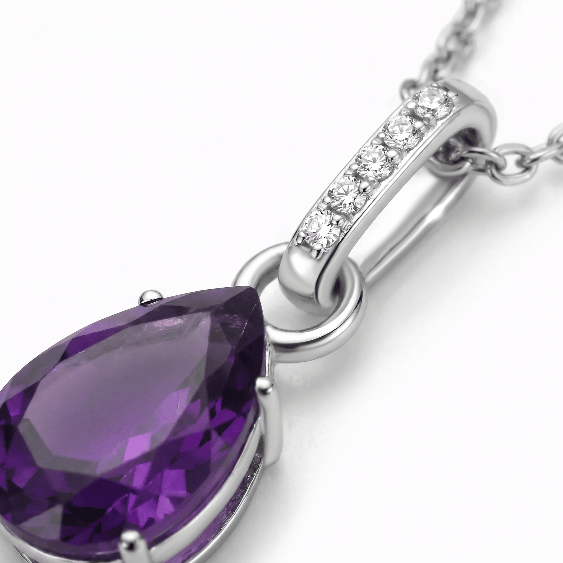 Amethyst Necklace Sway silver close-up
