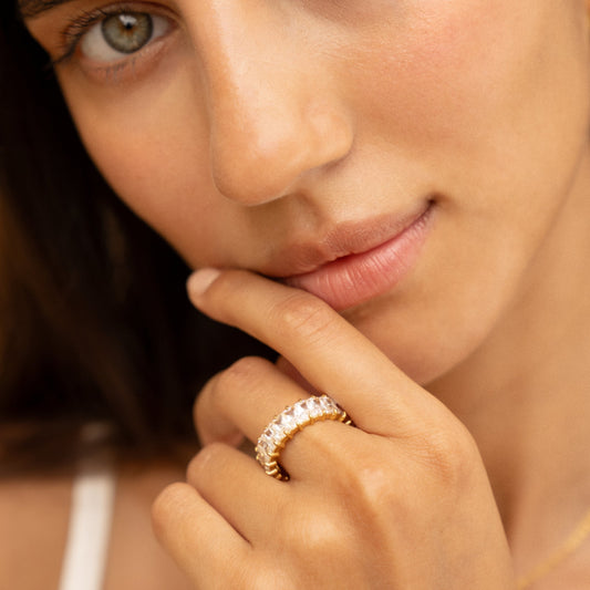 Eternity Ring - model