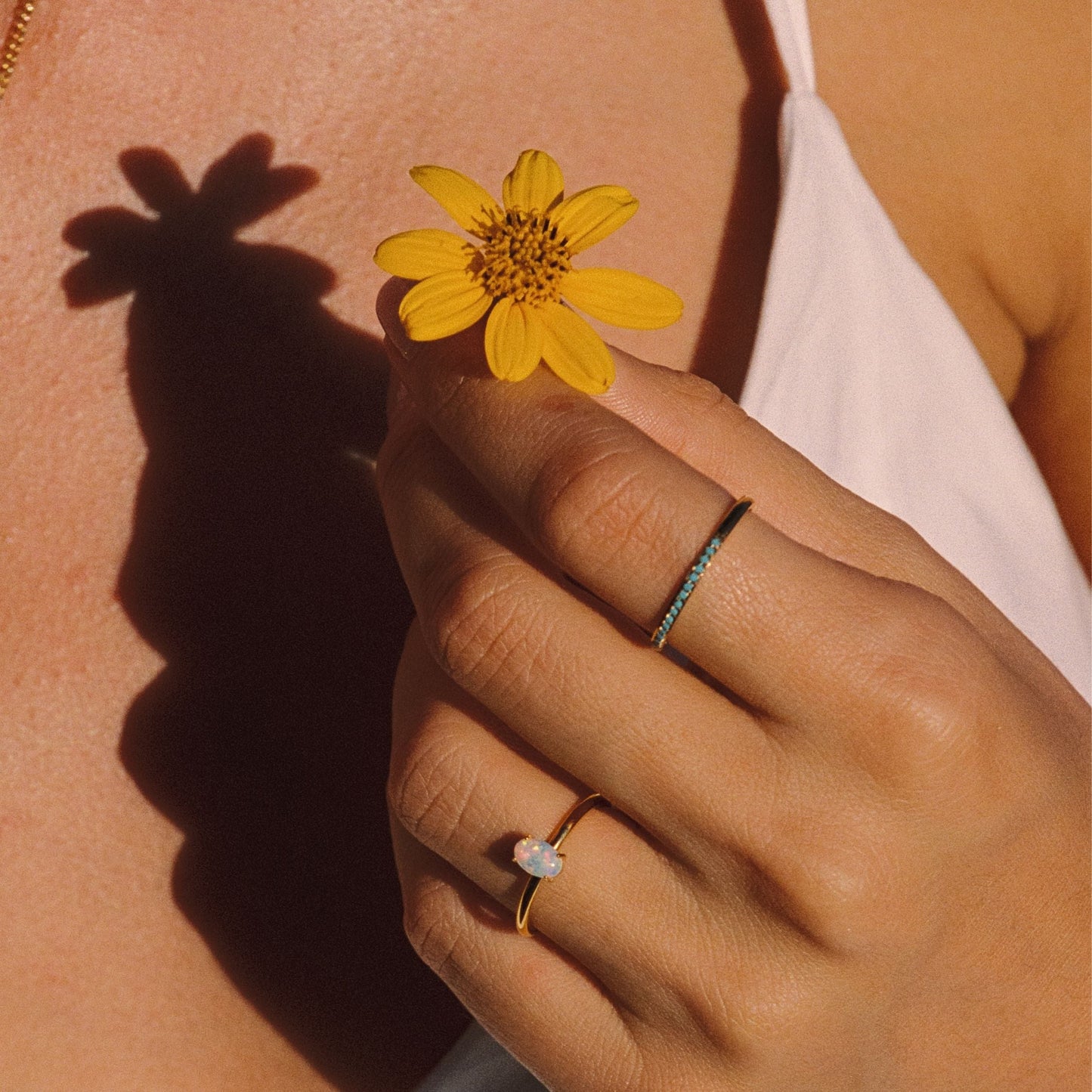 Turquoise Fine Ring - stones detail