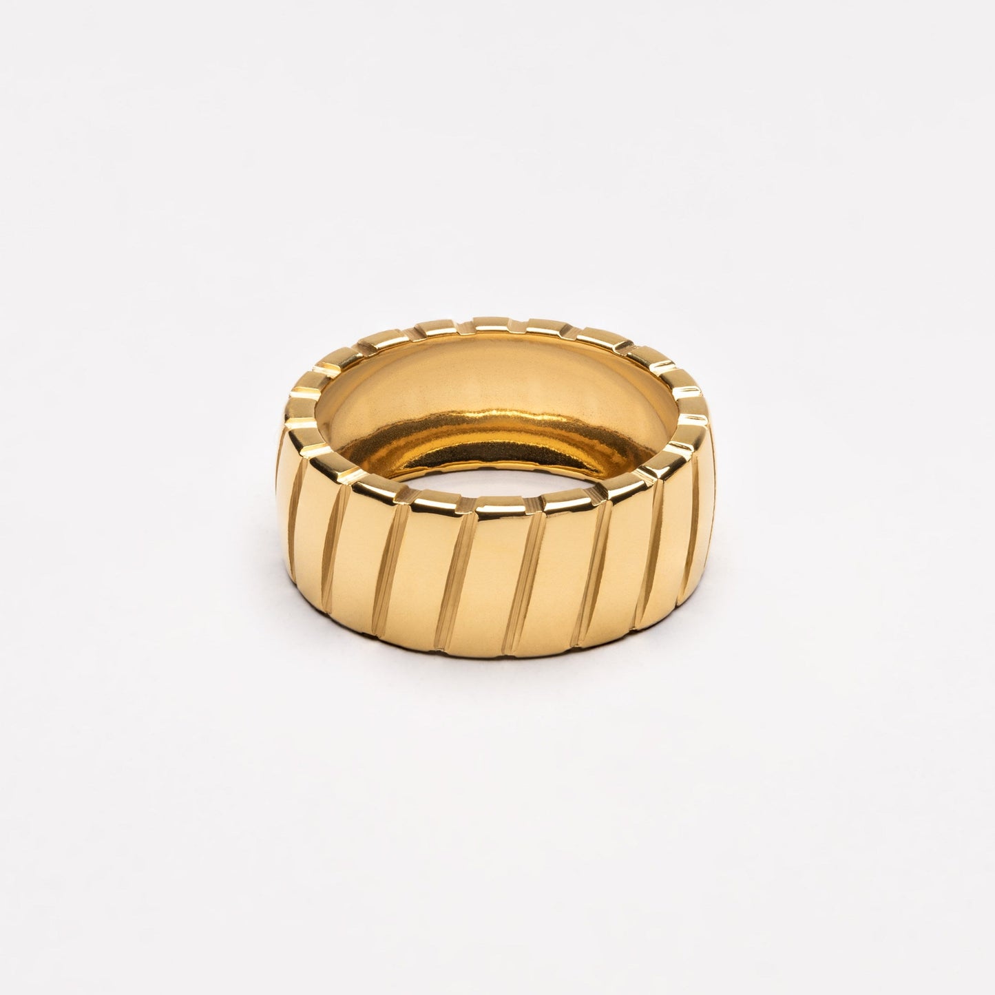 Bold Ring gold