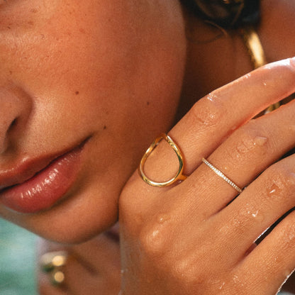 Glimmer Ring - lifestyle