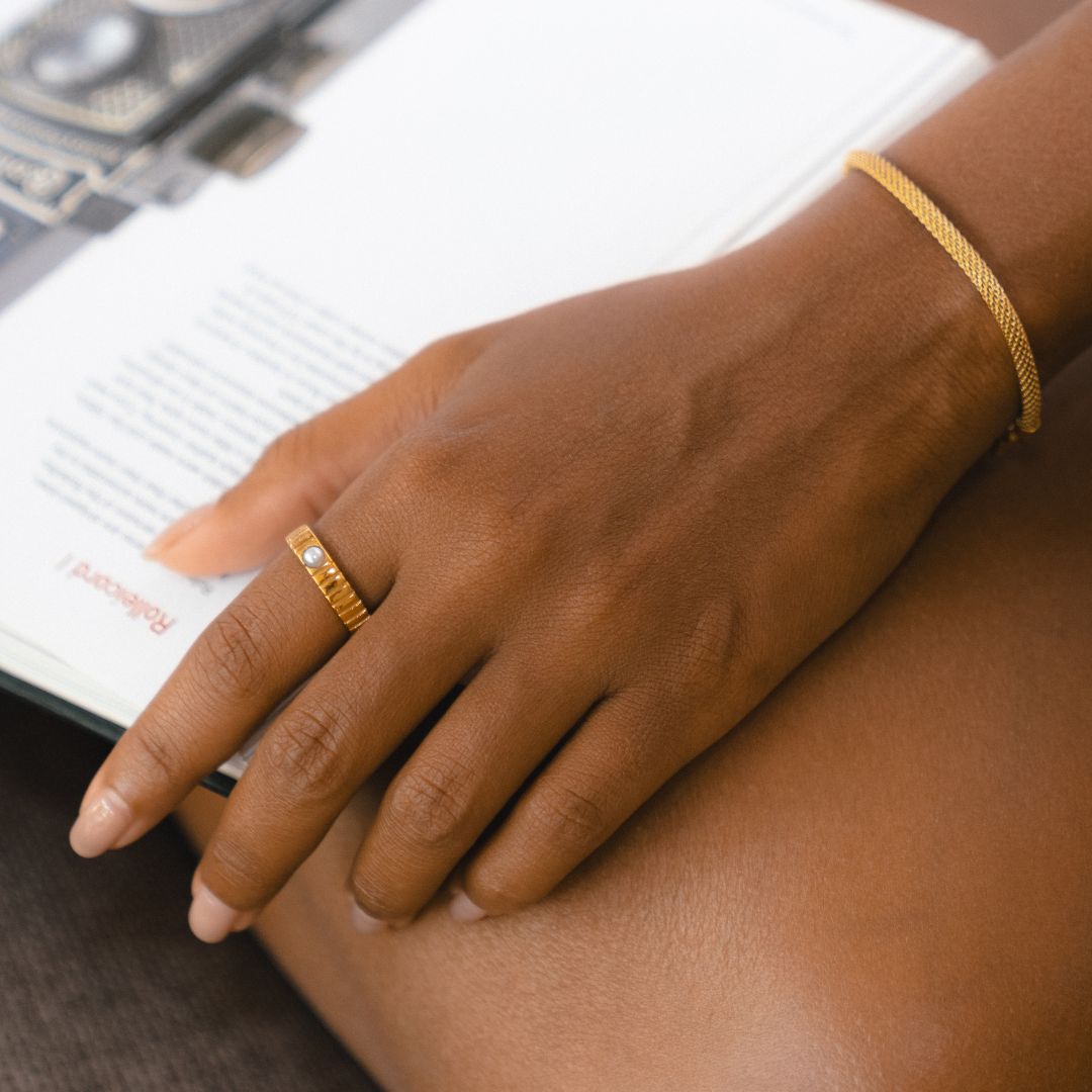 Moana Ring - waterproof on hand